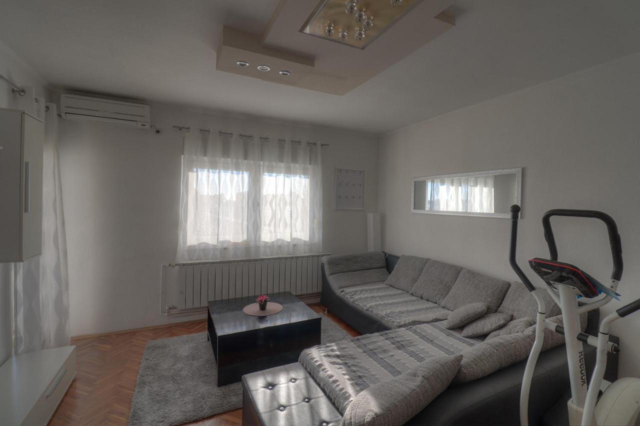 Appartement Melanie à Privlaka  Extérieur photo