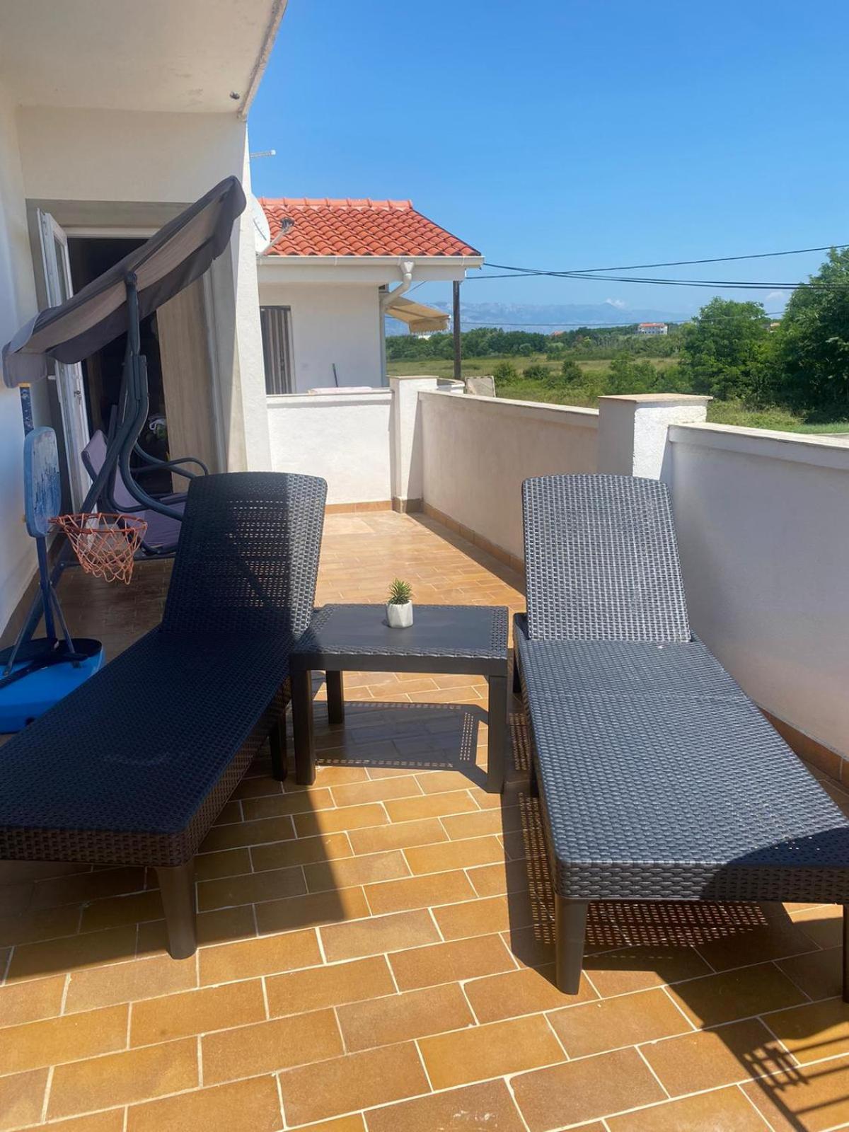 Appartement Melanie à Privlaka  Extérieur photo